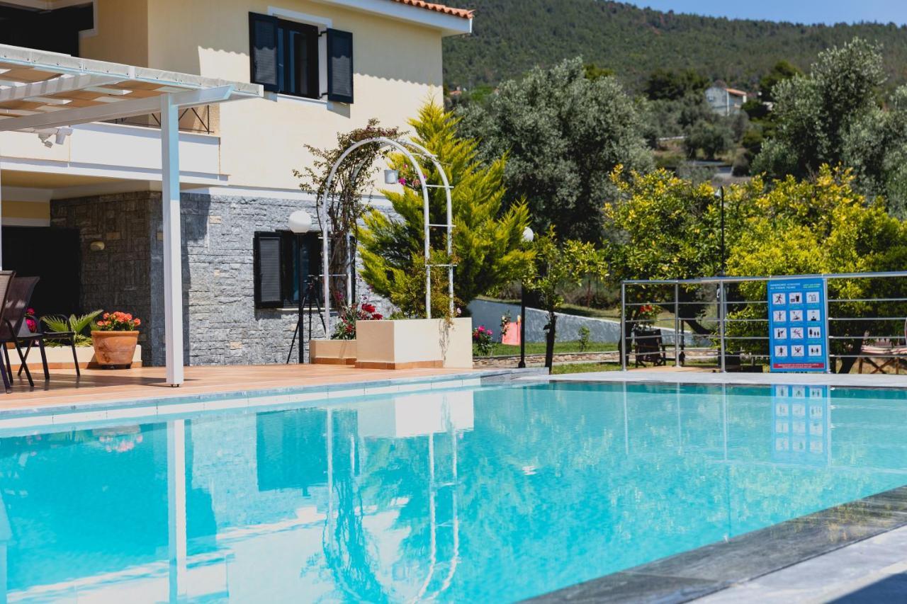 Kouvelia Country Home Luxury Villa Rental Nerotrivia Екстер'єр фото
