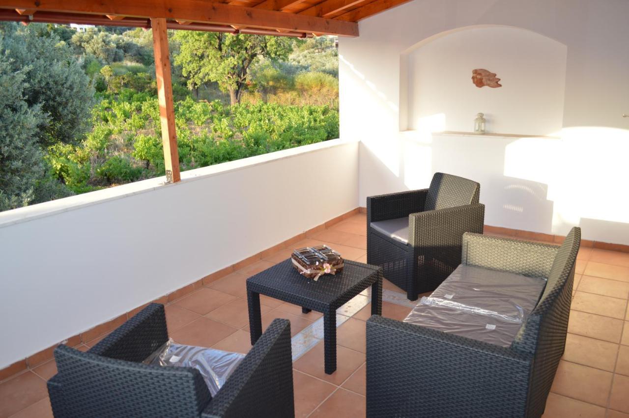 Kouvelia Country Home Luxury Villa Rental Nerotrivia Екстер'єр фото